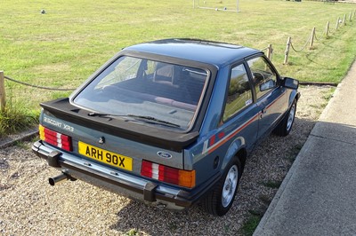 Lot 27 - 1982 Ford Escort XR3