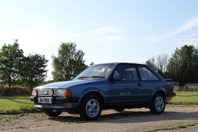 Lot 27 - 1982 Ford Escort XR3