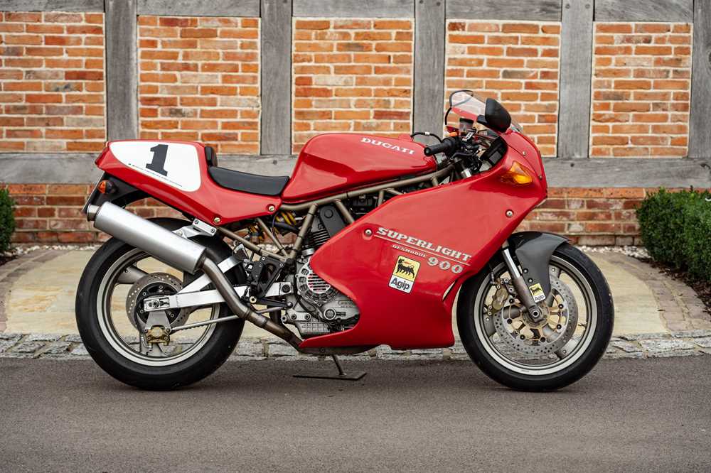 Lot 1997 Ducati 900 Superlight