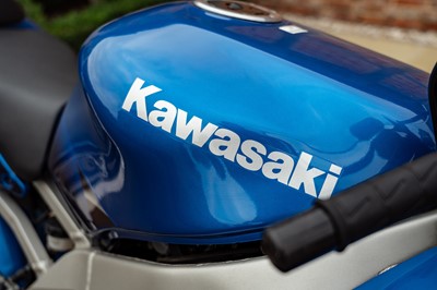 Lot 1999 Kawasaki Ninja ZX-9R