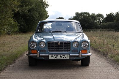 Lot 146 - 1971 Jaguar XJ6 4.2 Litre