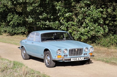 Lot 146 - 1971 Jaguar XJ6 4.2 Litre