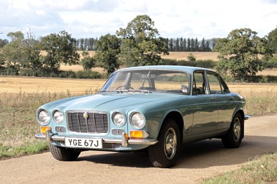 Lot 146 - 1971 Jaguar XJ6 4.2 Litre