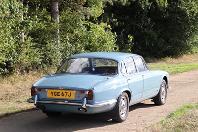 Lot 146 - 1971 Jaguar XJ6 4.2 Litre