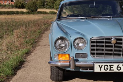 Lot 146 - 1971 Jaguar XJ6 4.2 Litre