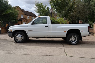 Lot 154 - 2000 Dodge Ram 3500 Dually Pickup