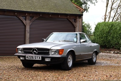 Lot 1983 Mercedes-Benz 500 SL