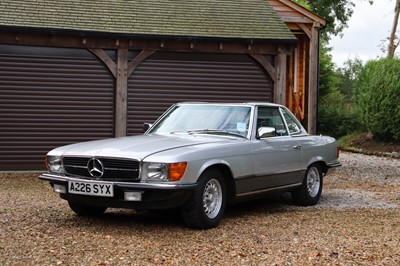 Lot 1983 Mercedes-Benz 500 SL