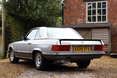 Lot 1983 Mercedes-Benz 500 SL