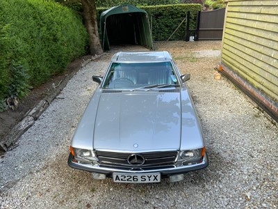 Lot 1983 Mercedes-Benz 500 SL