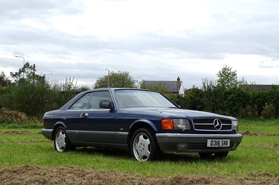 Lot 1987 Mercedes-Benz 560 SEC