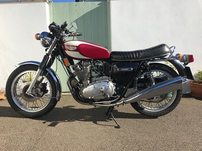 Lot 1977 Triumph T160V