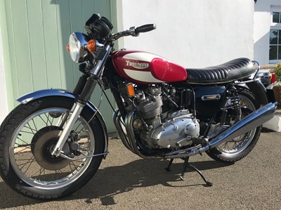 Lot 219 - 1977 Triumph T160V