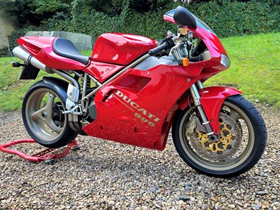 Lot 1999 Ducati 996