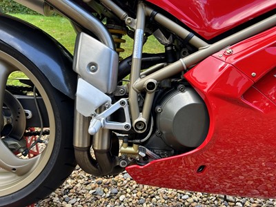 Lot 1999 Ducati 996