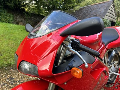 Lot 1999 Ducati 996