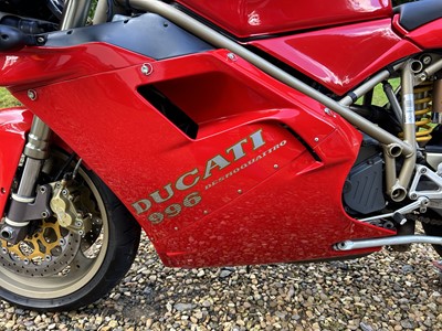 Lot 1999 Ducati 996