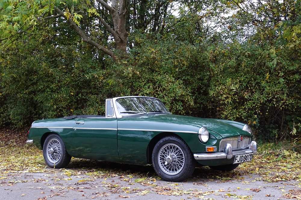 Lot 113 - 1966 MG B Roadster