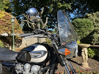 Lot 2005 Triumph T100 Bonneville