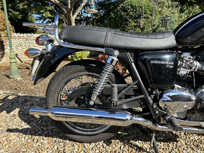 Lot 2005 Triumph T100 Bonneville