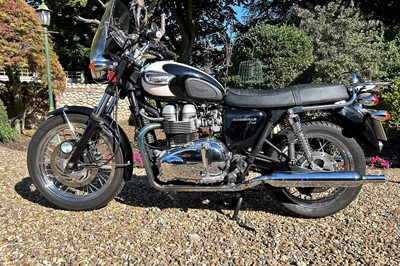 Lot 2005 Triumph T100 Bonneville