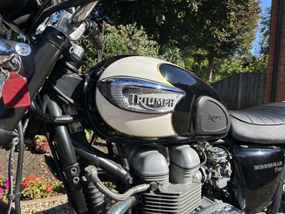 Lot 2005 Triumph T100 Bonneville