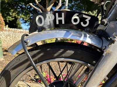 Lot 1950 Vincent Comet