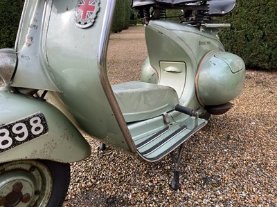 Lot 1954 Vespa Douglas Model G