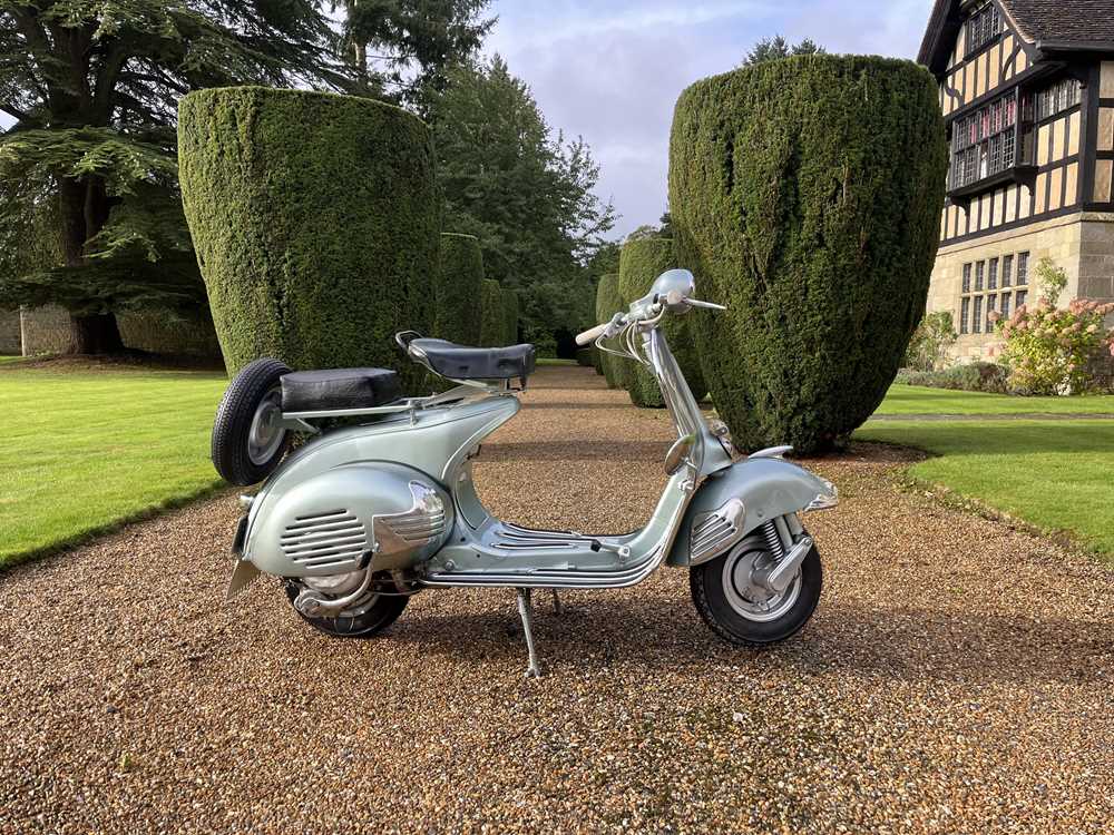 Lot 1957 Motovespa 125 N