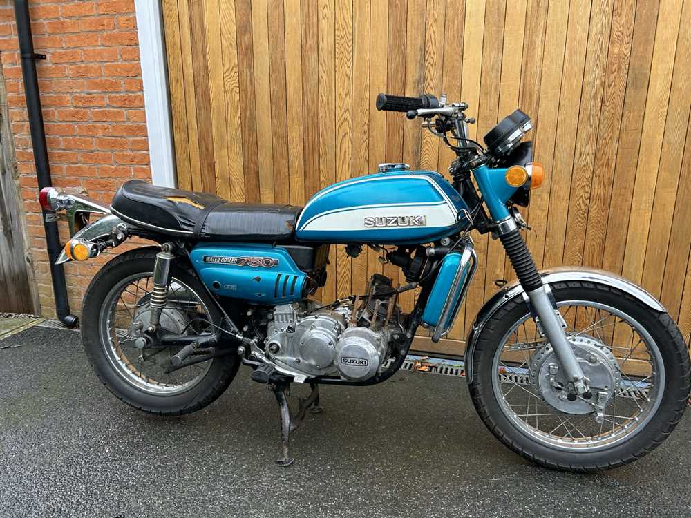 Lot 1972 Suzuki GT750J