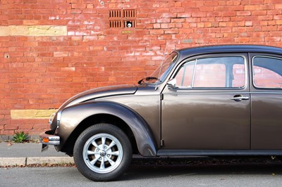 Lot 1975 Volkswagen Beetle 1303