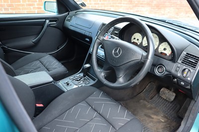 Lot 62 - 1999 Mercedes-Benz C240 Sport