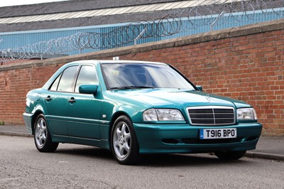 Lot 62 - 1999 Mercedes-Benz C240 Sport