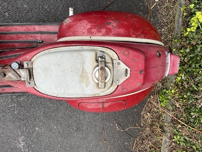 Lot 1960 Vespa Douglas 152L2