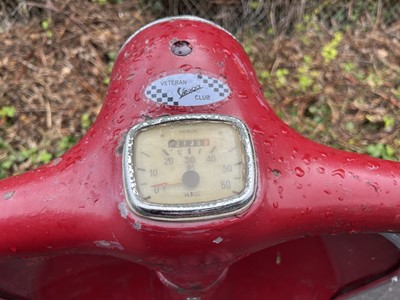 Lot 1960 Vespa Douglas 152L2