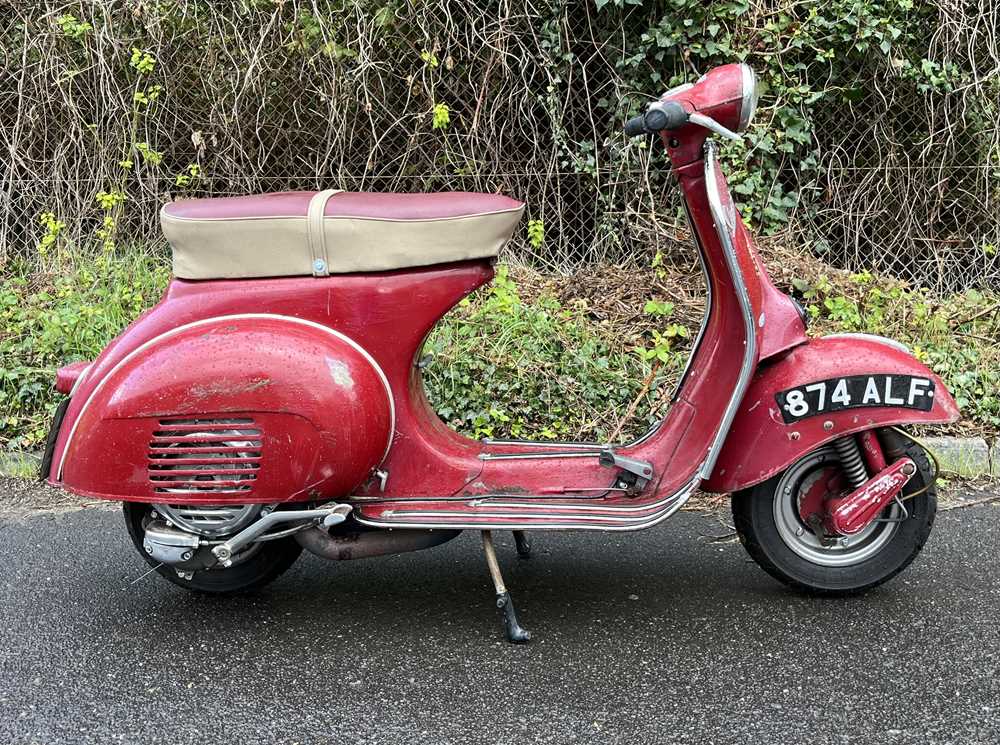 Lot 120 - 1960 Vespa Douglas 152L2