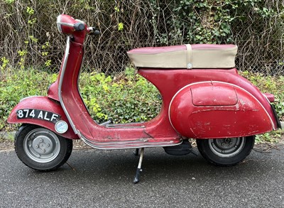 Lot 120 - 1960 Vespa Douglas 152L2