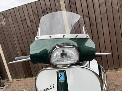 Lot 1966 Vespa SS180 Super Sport (221)