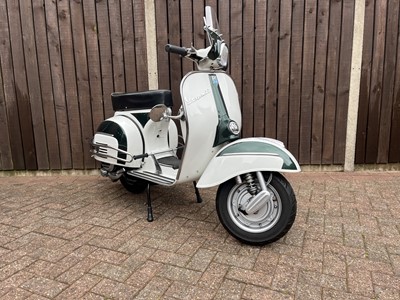 Lot 1966 Vespa SS180 Super Sport (221)