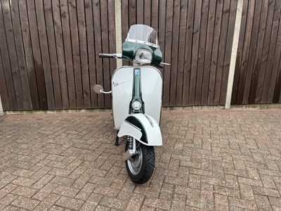 Lot 1966 Vespa SS180 Super Sport (221)