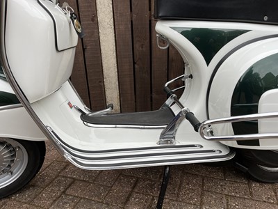 Lot 1966 Vespa SS180 Super Sport (221)