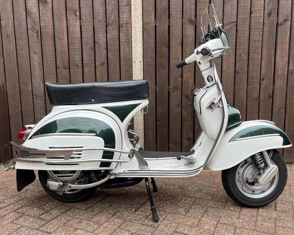 Lot 149 - 1966 Vespa SS180 Super Sport (221)