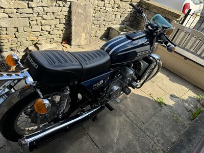 Lot 1975 Suzuki RE5