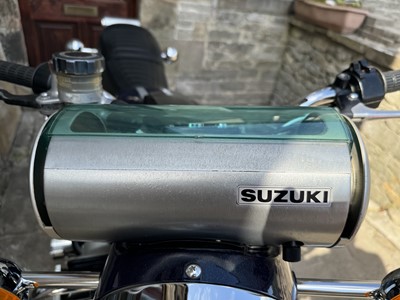 Lot 1975 Suzuki RE5