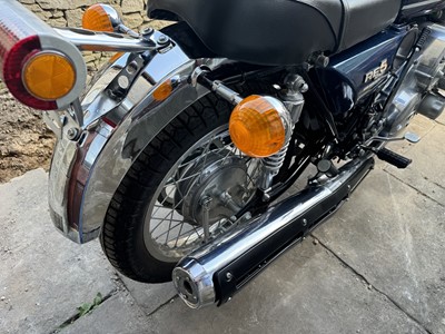 Lot 1975 Suzuki RE5