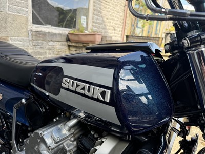 Lot 1975 Suzuki RE5