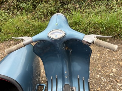 Lot 111 - c.1962 Vespa VBA1 Combination