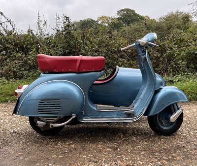 Lot 111 - c.1962 Vespa VBA1 Combination