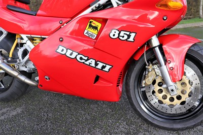 Lot 1993 Ducati 851 Desmo