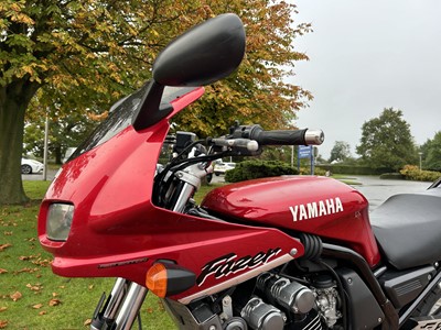 Lot 408 - 1999 Yamaha FZS 600 Fazer